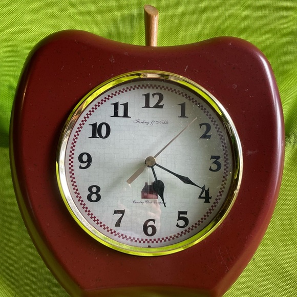 Sterling & Noble Wall Decor Vintage Sterling And Noble Apple 9 High